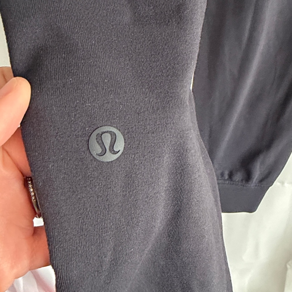 Lululemon Ready To Rulu Black Jogger Pants Size 6 Updated 29" Inseam - Picture 6 of 7